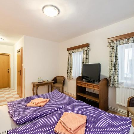 Hotel Perla Jizery Josefŭv Dŭl Eksteriør billede