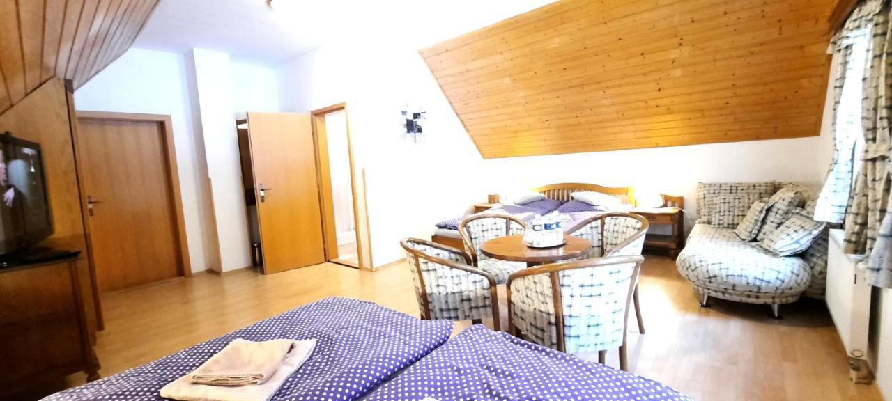 Hotel Perla Jizery Josefŭv Dŭl Eksteriør billede
