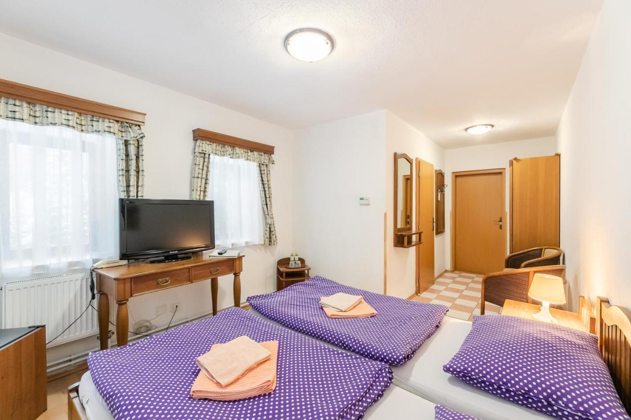 Hotel Perla Jizery Josefŭv Dŭl Eksteriør billede