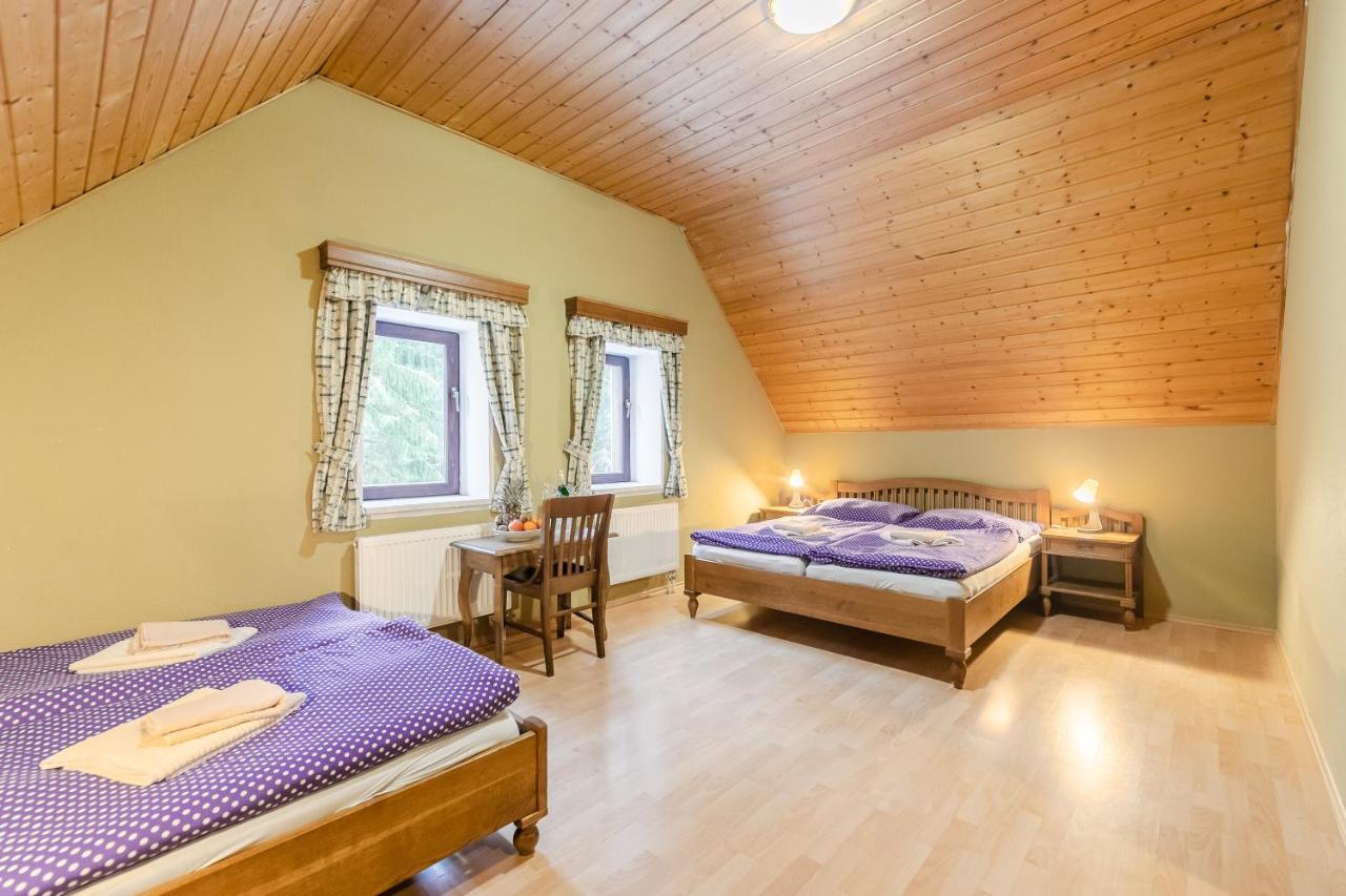 Hotel Perla Jizery Josefŭv Dŭl Eksteriør billede