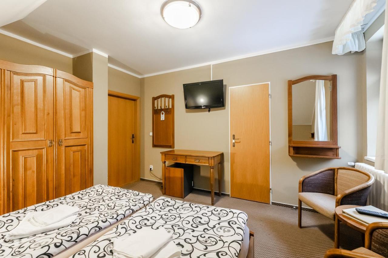 Hotel Perla Jizery Josefŭv Dŭl Eksteriør billede