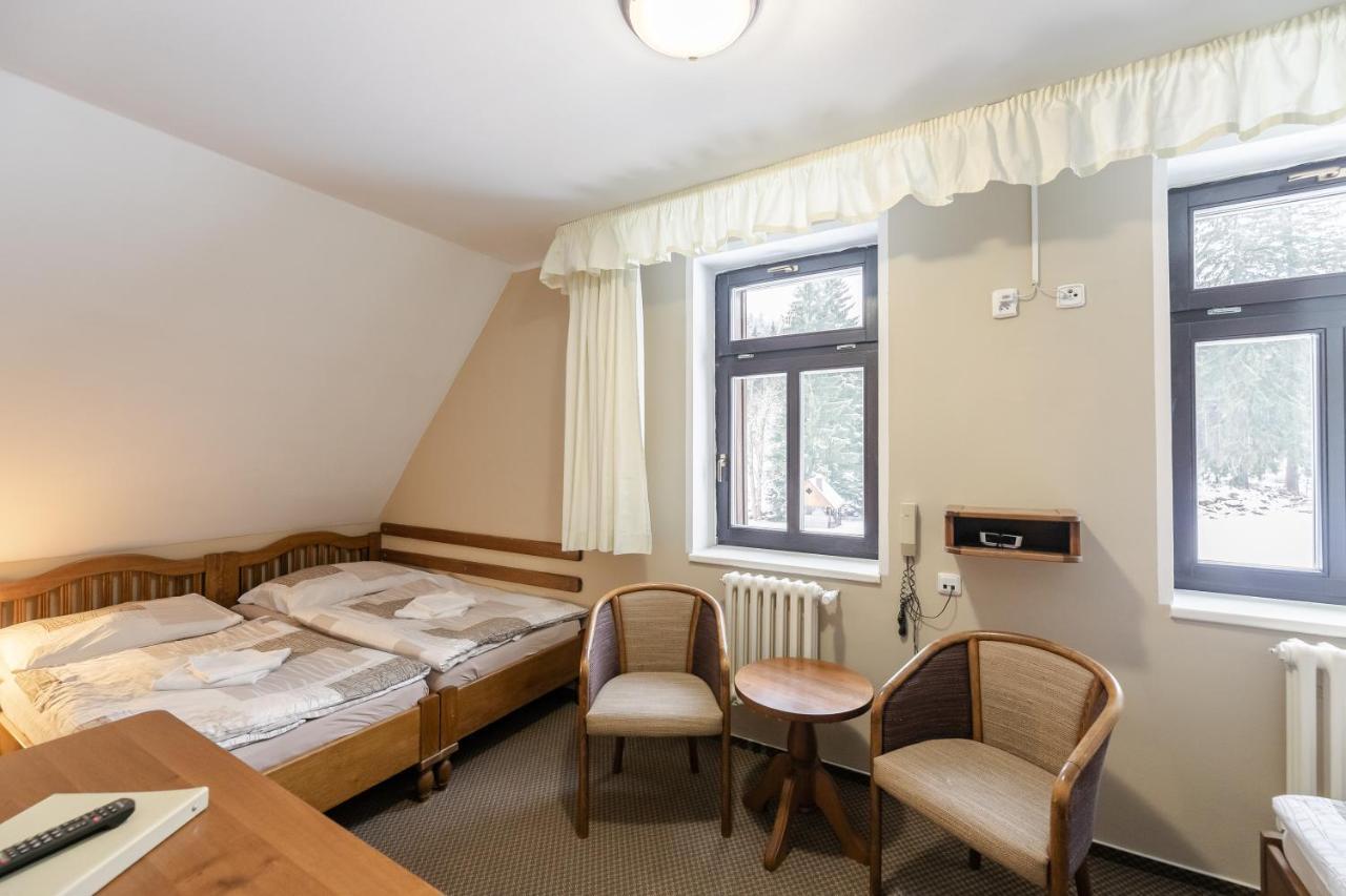 Hotel Perla Jizery Josefŭv Dŭl Eksteriør billede