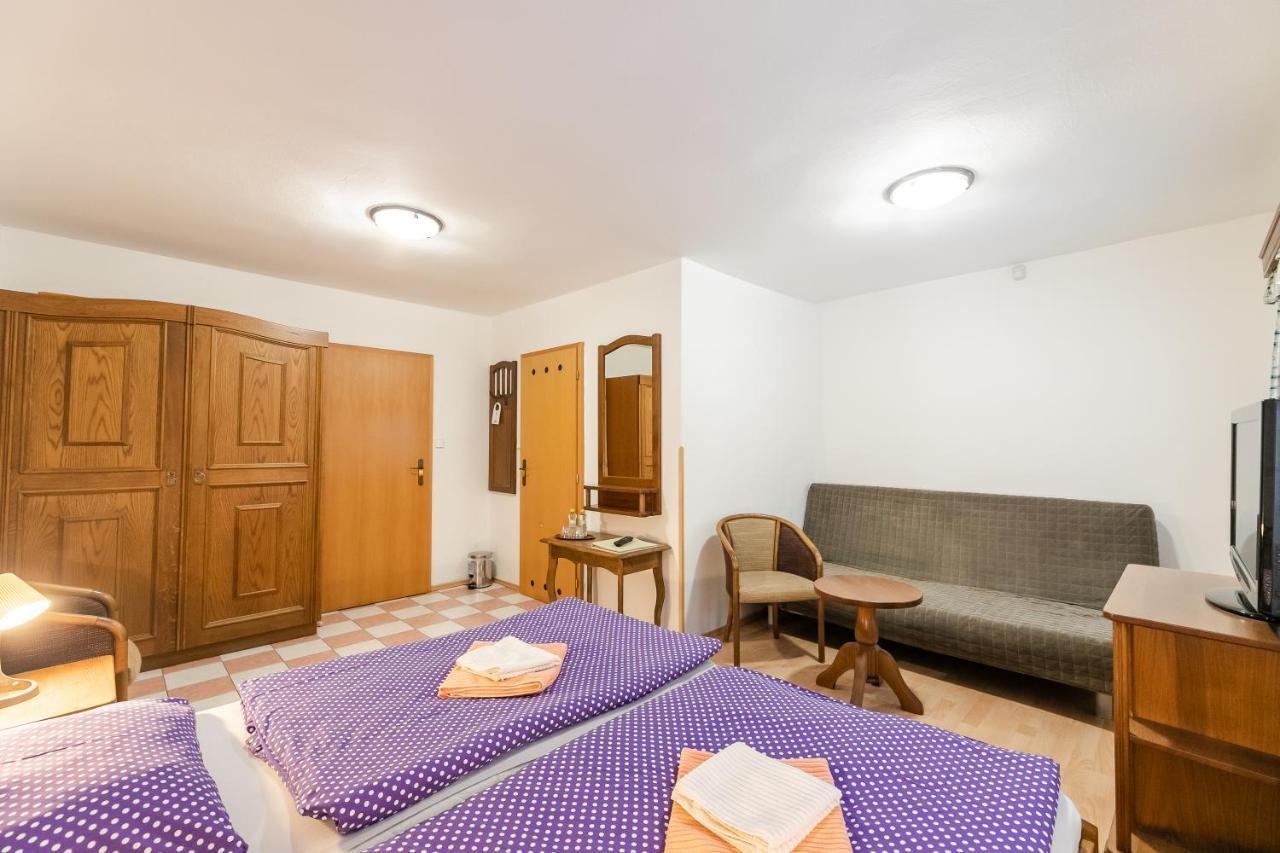 Hotel Perla Jizery Josefŭv Dŭl Eksteriør billede